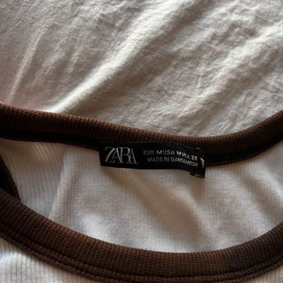 High Ribbed Top - Picture 3 of 4